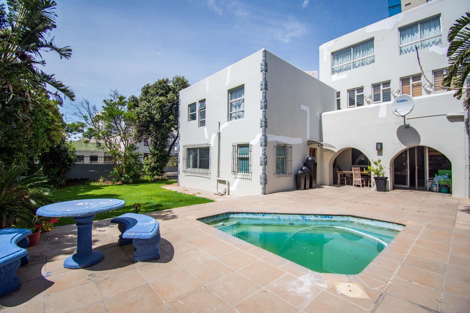 Property for sale in Western Cape Apartments / flats for sale in Western Cape