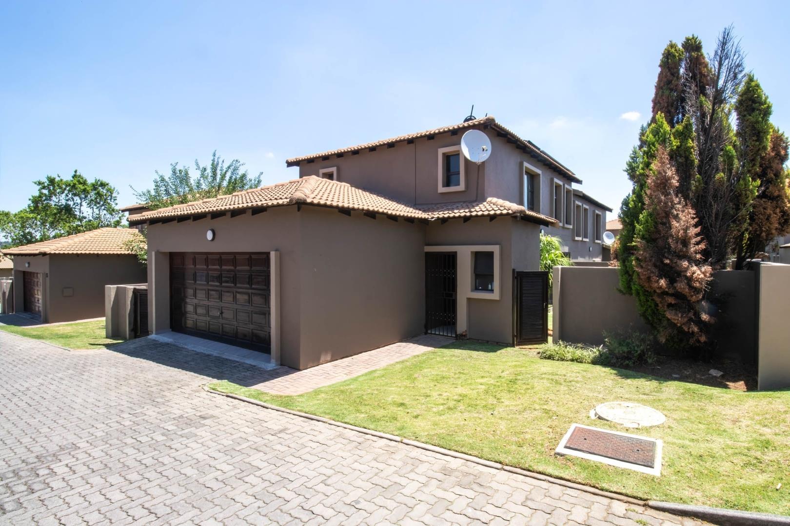 Country View, Midrand Property Houses for sale in Country View