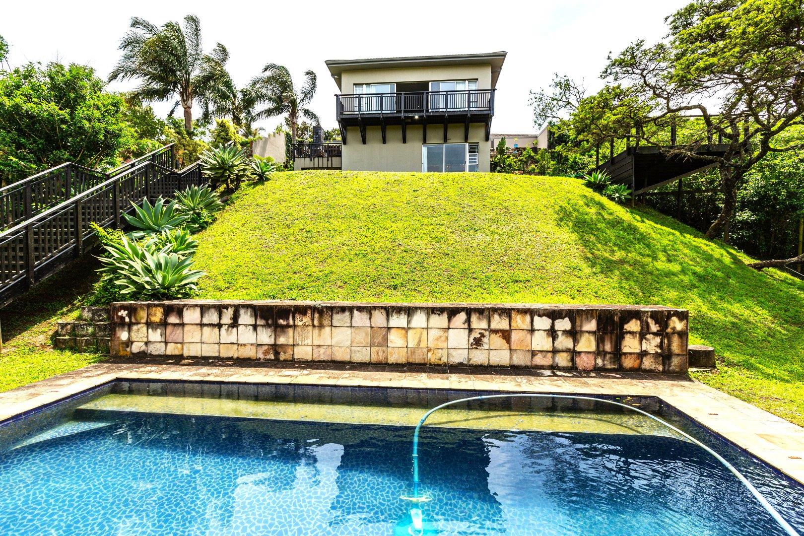 4 Bedroom House for sale in Beacon Bay P24113575050