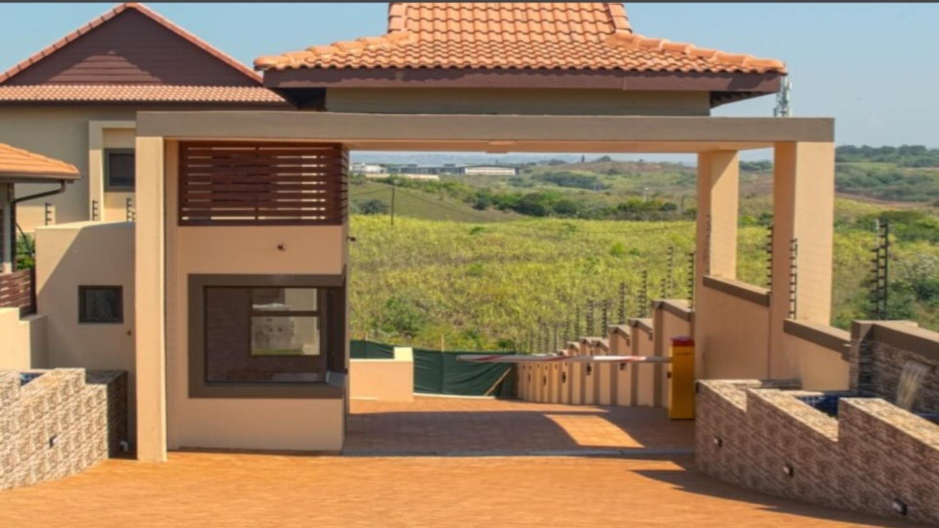 3 Bedroom Townhouse for sale in Izinga Estate P24113448586