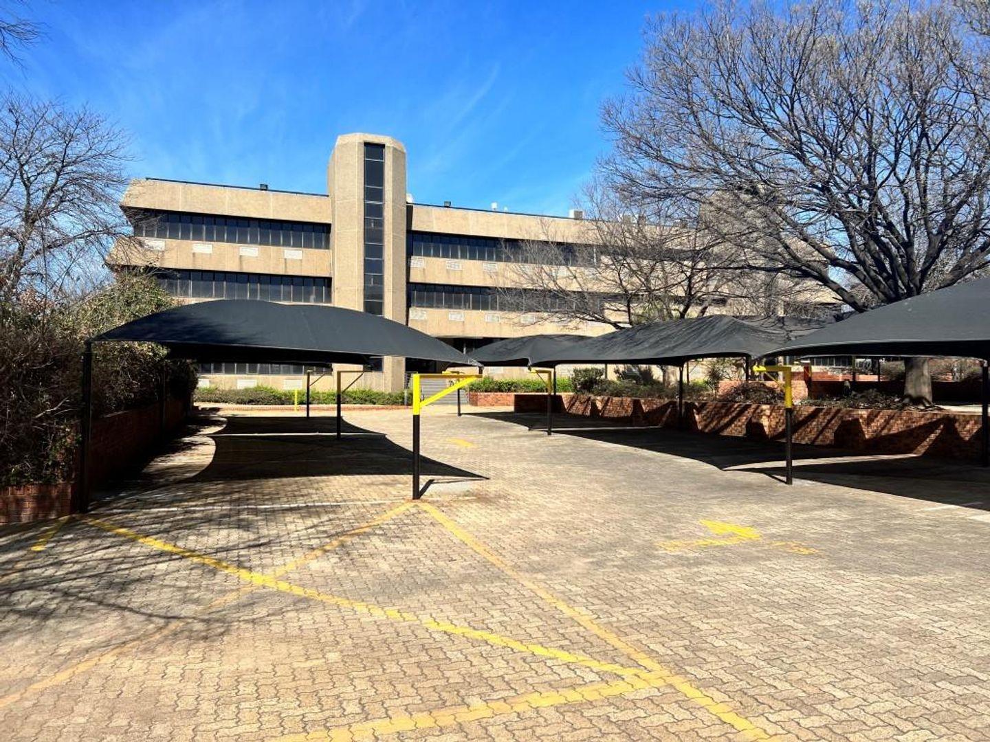 Industrial property to rent in Isando P24112667288