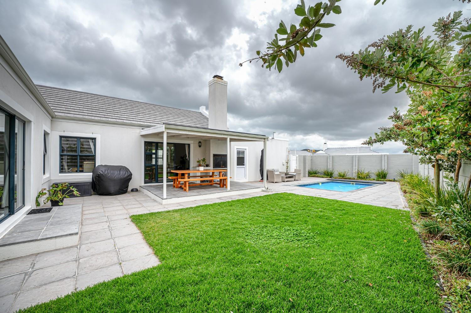 Sunningdale, Blouberg Property Property and houses for sale in
