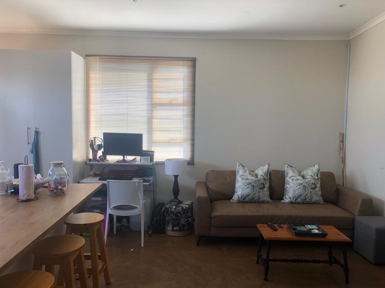 1 Bedroom Apartment / flat to rent in Beacon Bay Farm B54 Rossdale