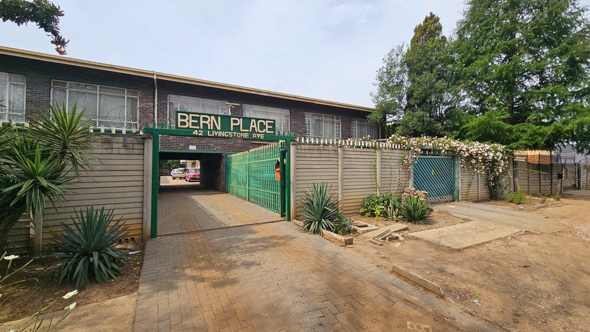Commercial property for sale in Vereeniging Central Bern Place 42