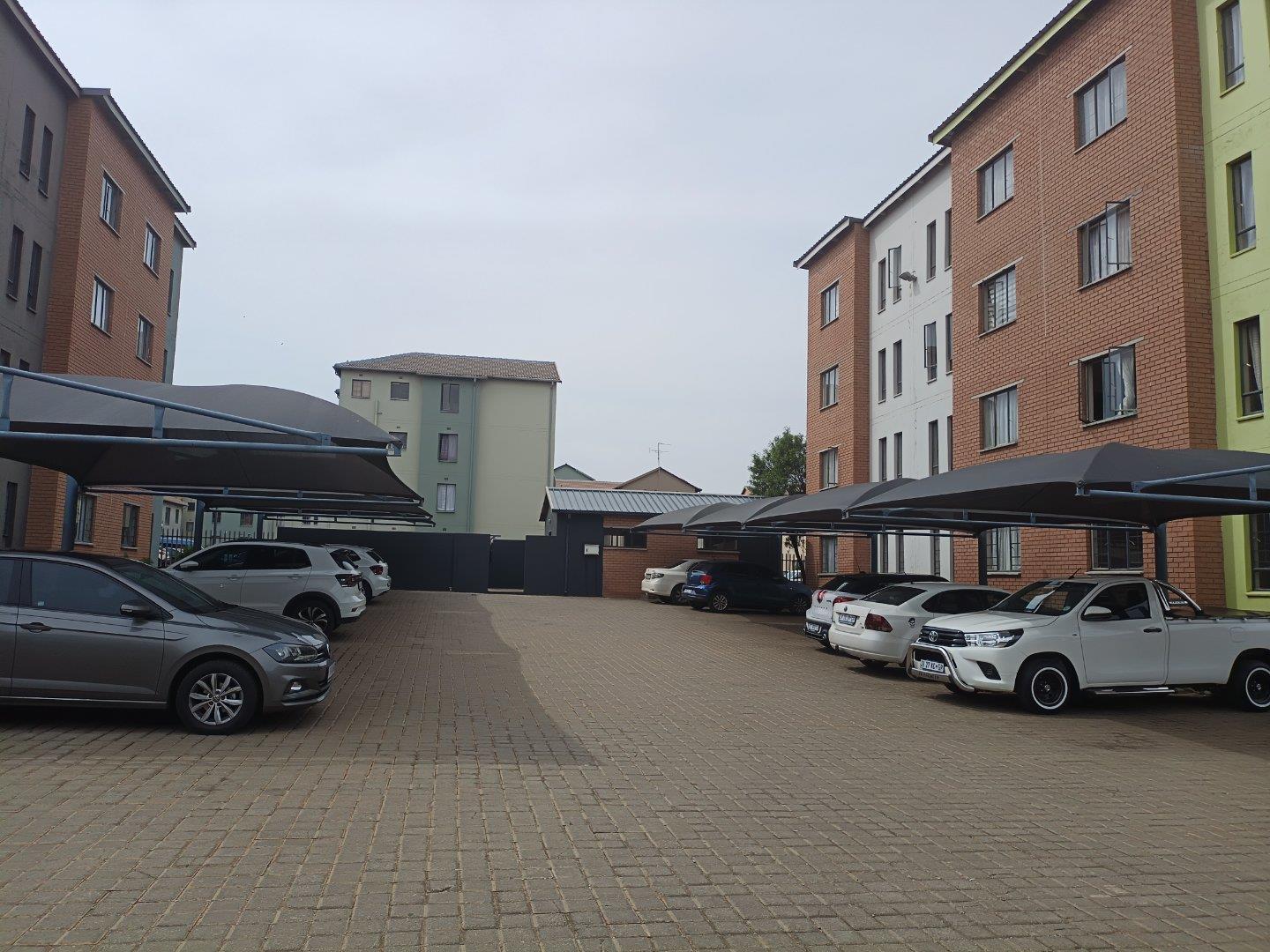 Apartments / flats to rent in Soweto Soweto Property