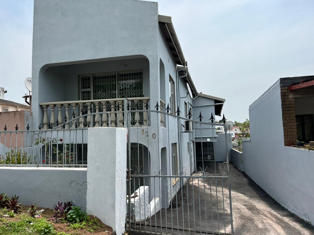 4 Bedroom House for sale in Montford P24113579869