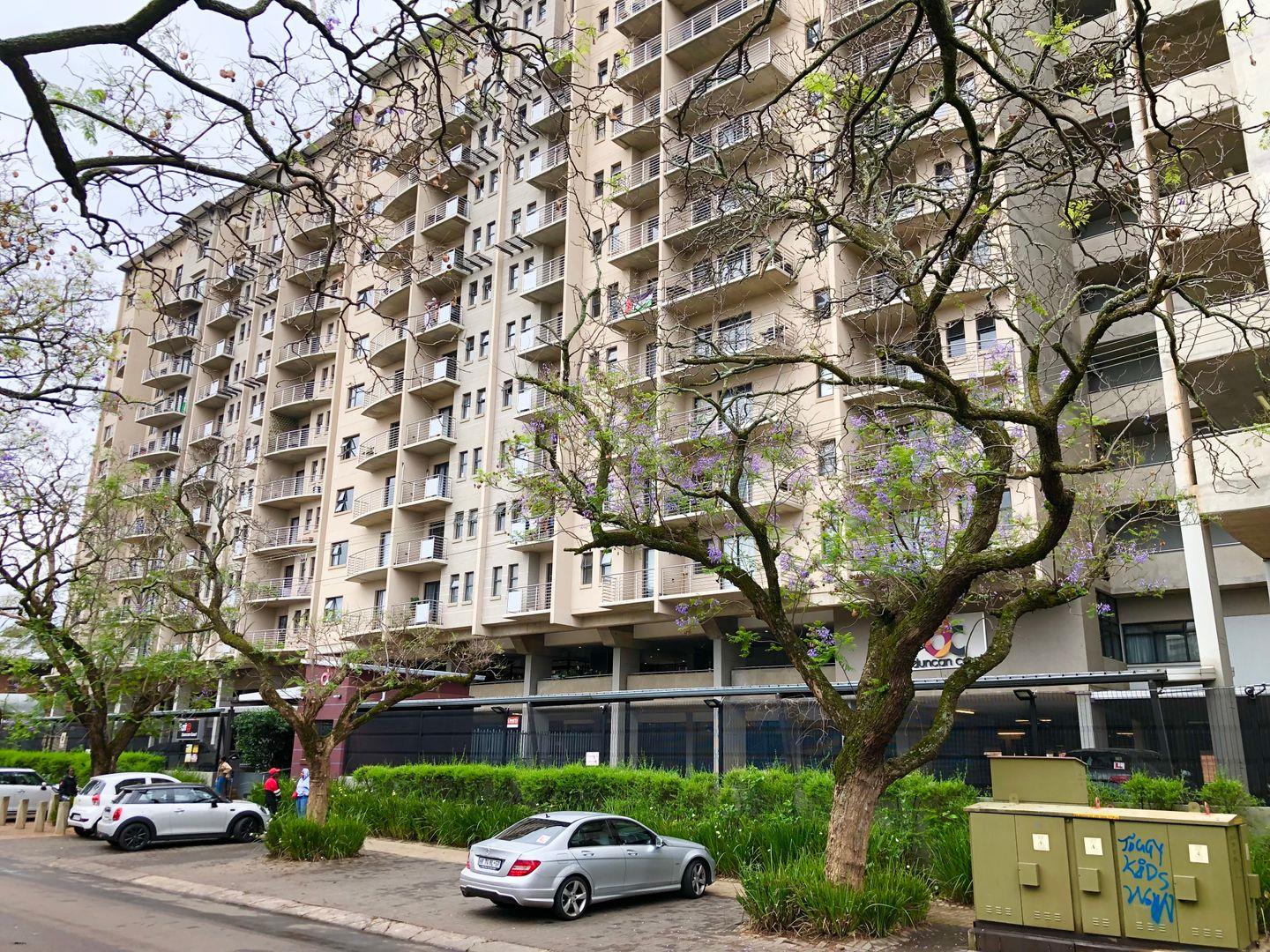 2 Bedroom Apartment / flat for sale in Hatfield P24113580171