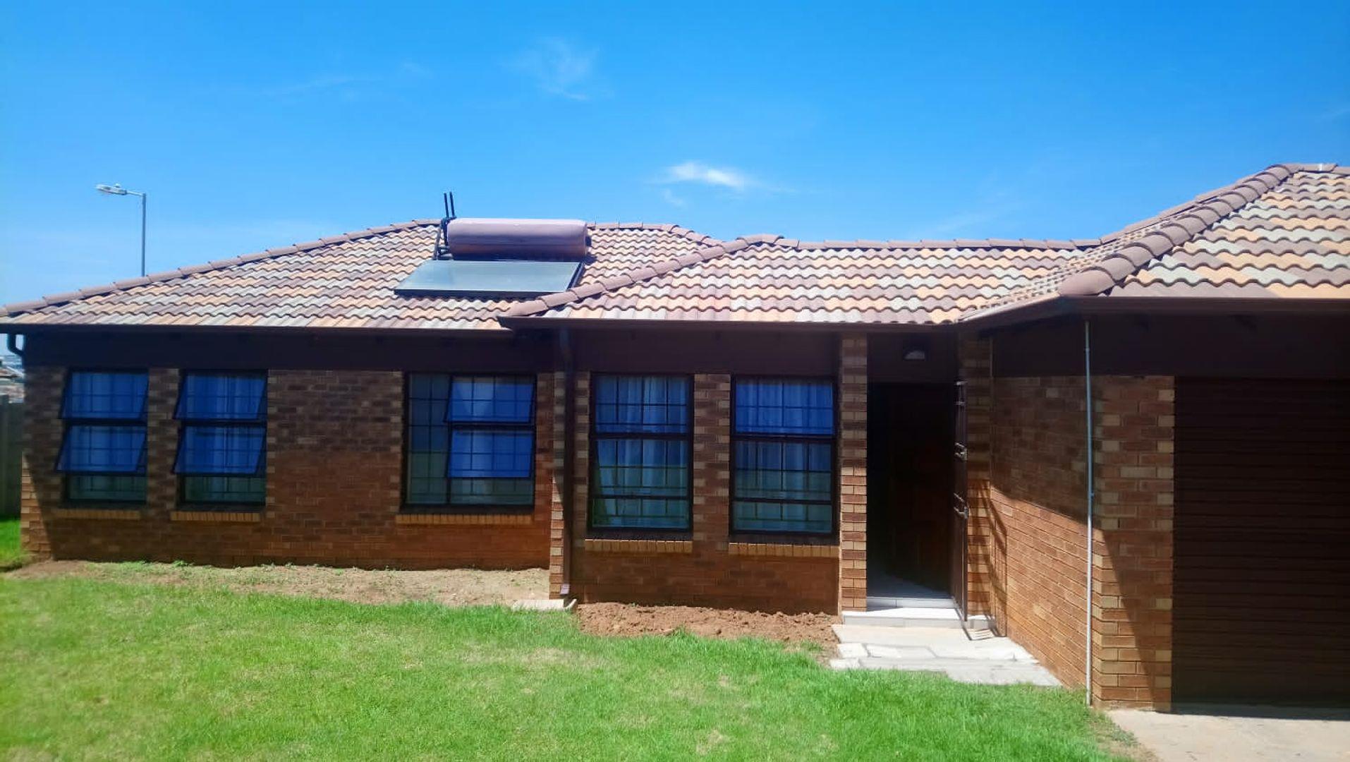 2 Bedroom House to rent in Olievenhoutbosch 10984 Thatch Hill Estate, 0 Serenade Street P24