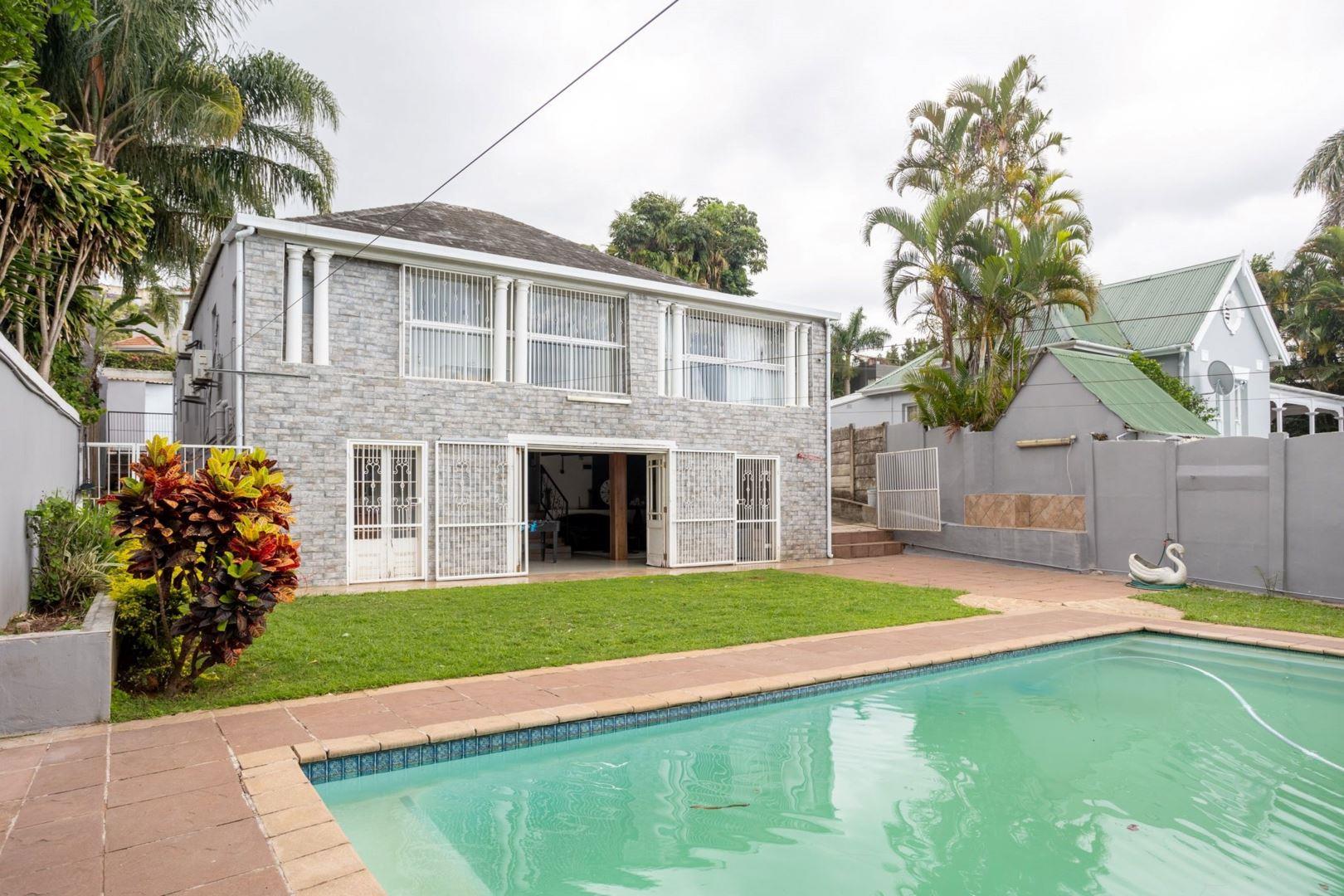 3 Bedroom House for sale in Essenwood P24113581110