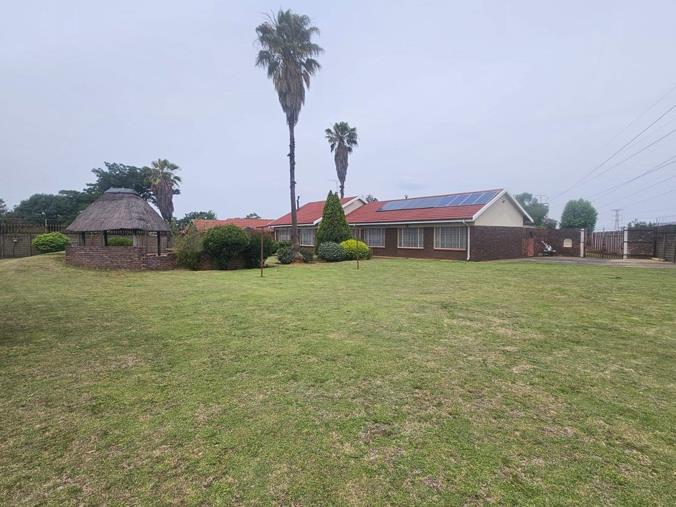 3 Bedroom House for Sale in Bedworth Park