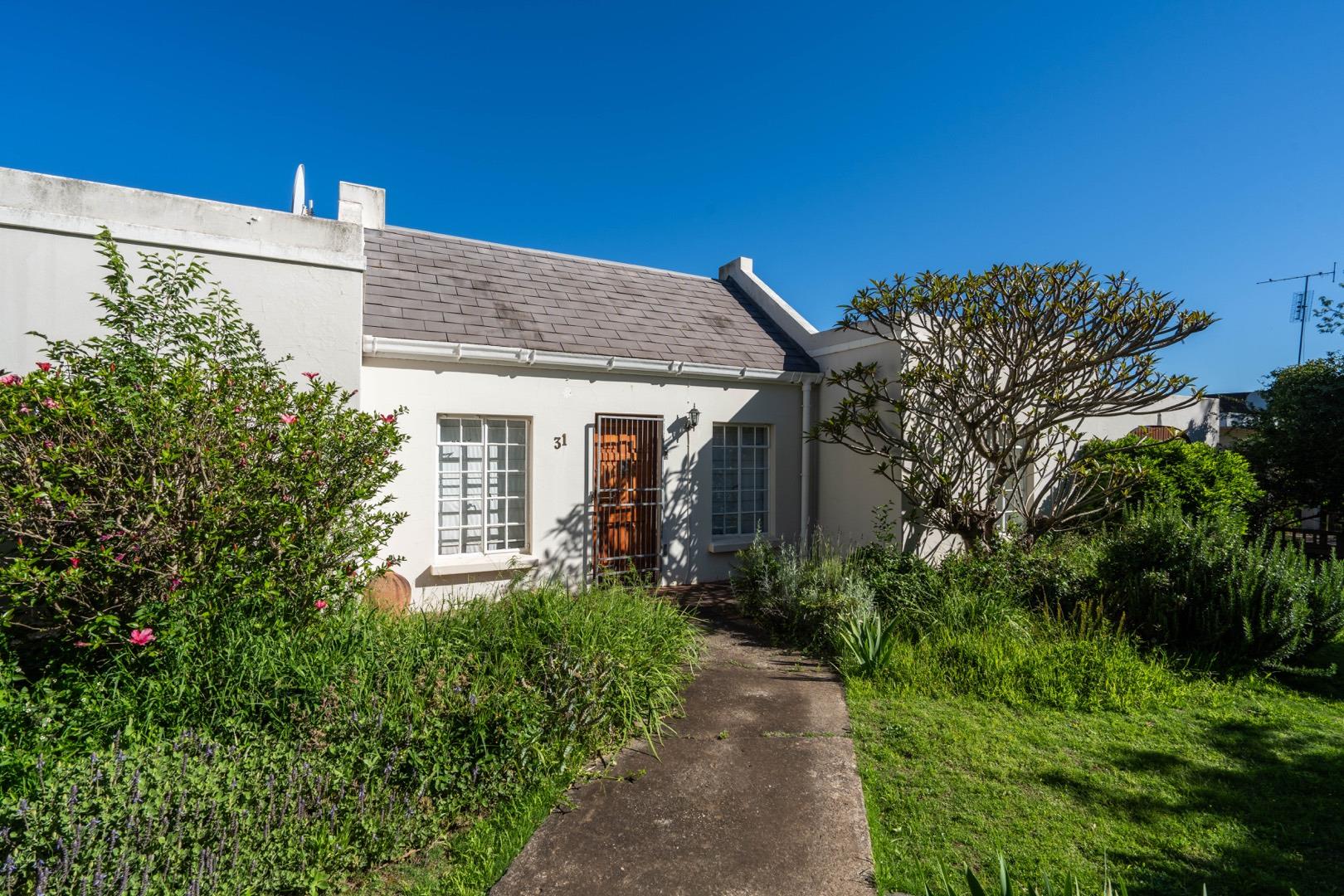 2 Bedroom House for sale in Kingswood 31 Southey Street P24113581896