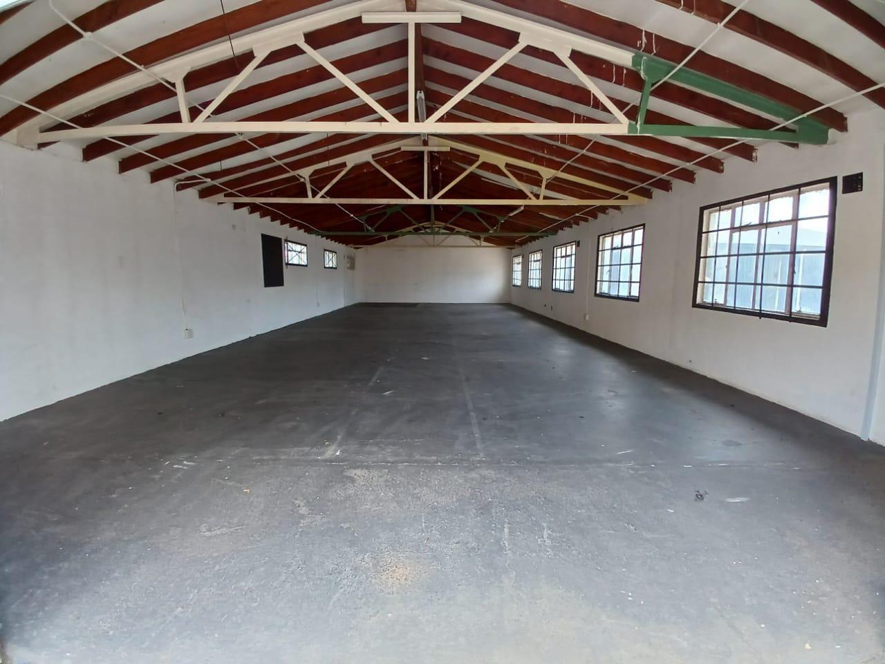 Industrial property to rent in Queensmead Industria P24113585246