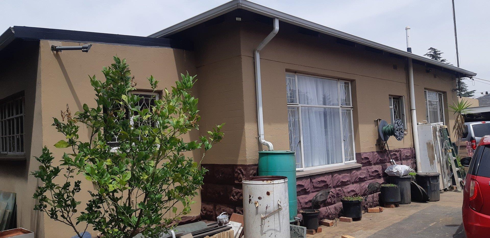 3 Bedroom House for sale in Randfontein Central P24113586641