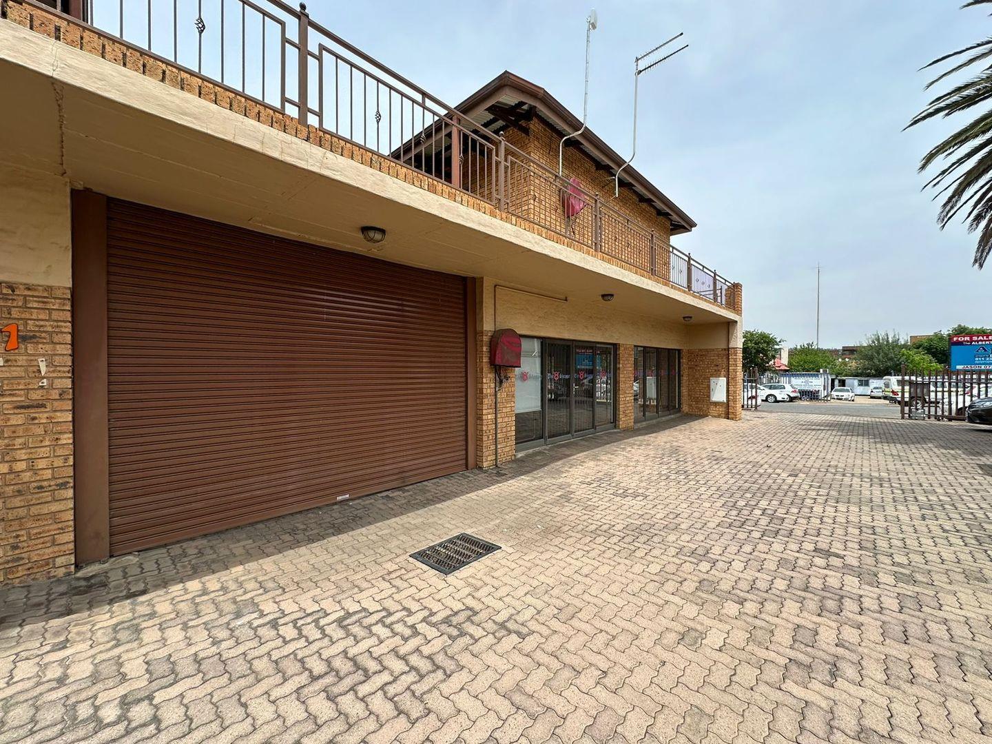 Commercial property to rent in Alberton North 1 , 61 Van Riebeeck