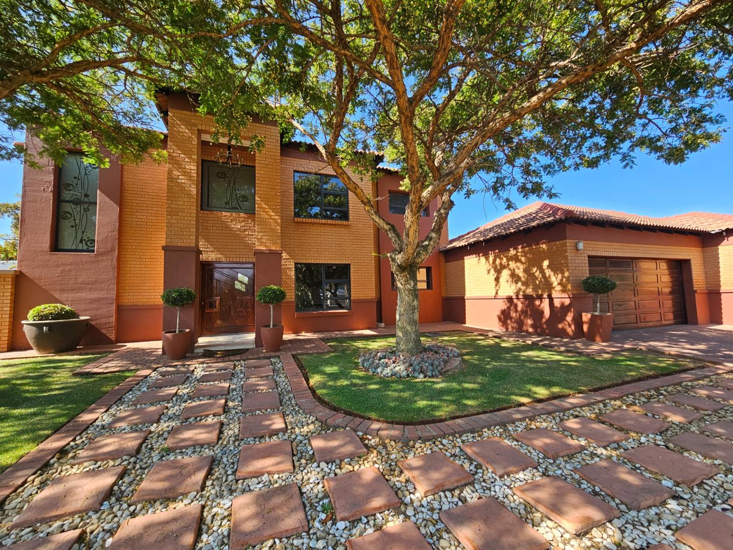 4 Bedroom House for sale in Midstream Hill Estate P24113590213