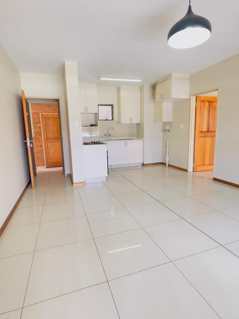 1 Bedroom Apartment / flat to rent in Lydenburg 5744 Manganese Street