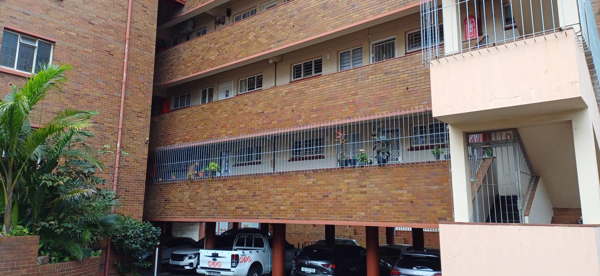 1.5 Bedroom Apartment / flat for sale in Glenwood 2 Ss Brierley, 55 J