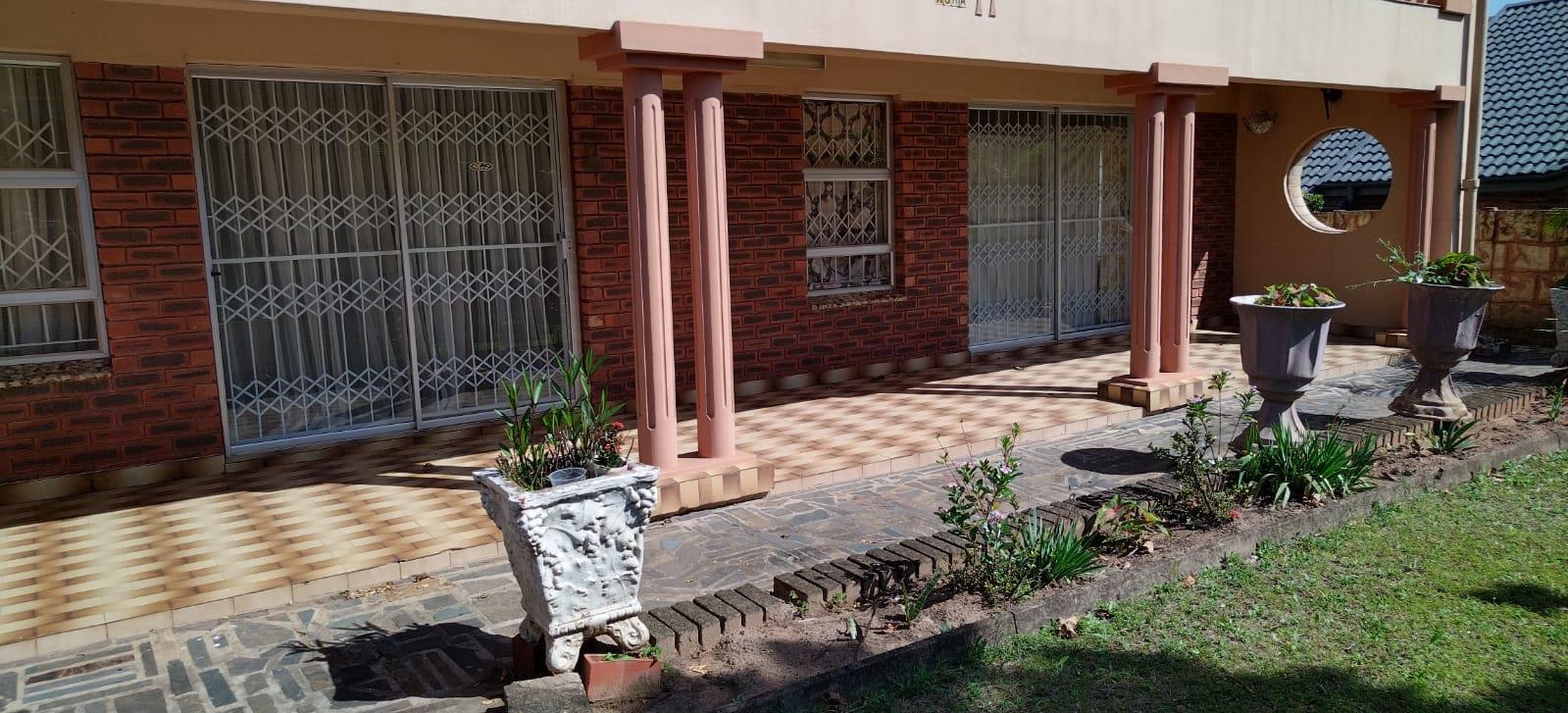 4 Bedroom House to rent in Tongaat Central P24113594501