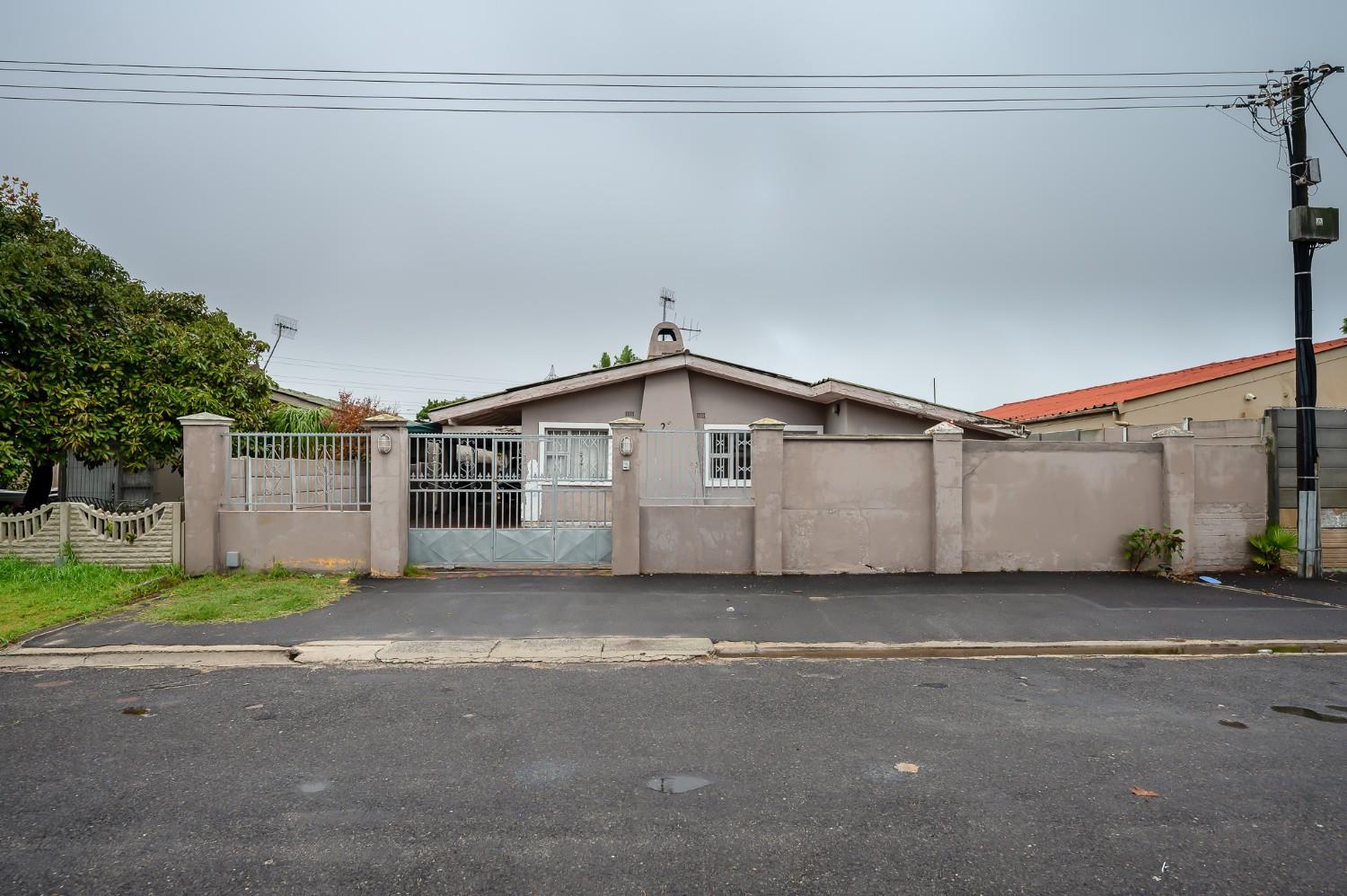 3 Bedroom House for sale in Belmont Park P24114494297