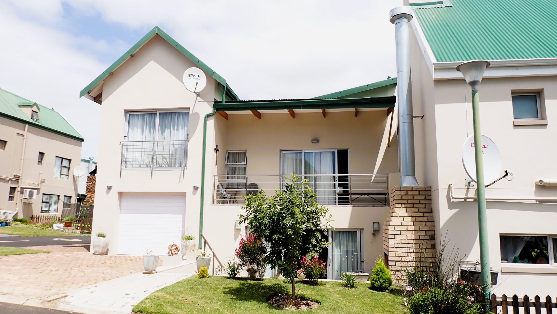 3 Bedroom Townhouse for sale in Diaz Beach 20 Naguil Street P24