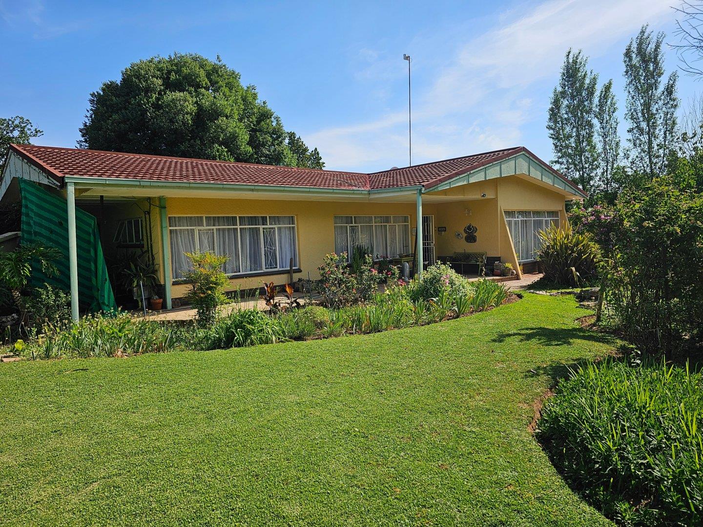 3 Bedroom House for sale in Irene Park P24113598974