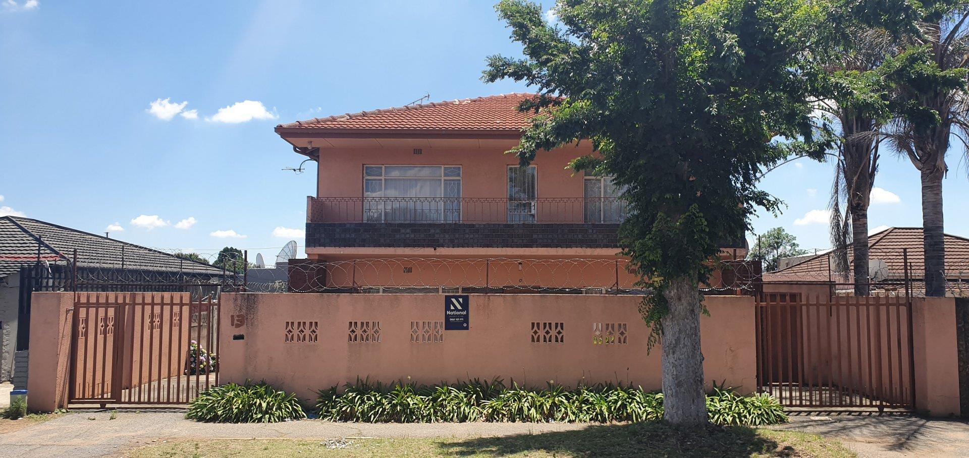 5 Bedroom House for sale in Kenilworth 13 Andrews Street P24113599940