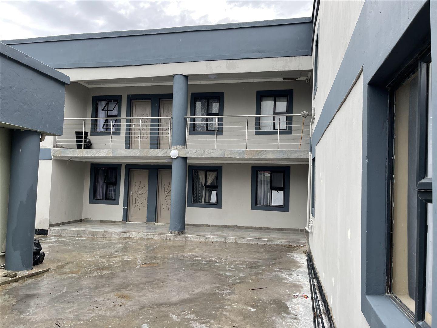 35 Bedroom House for sale in Saxilby P24110923790