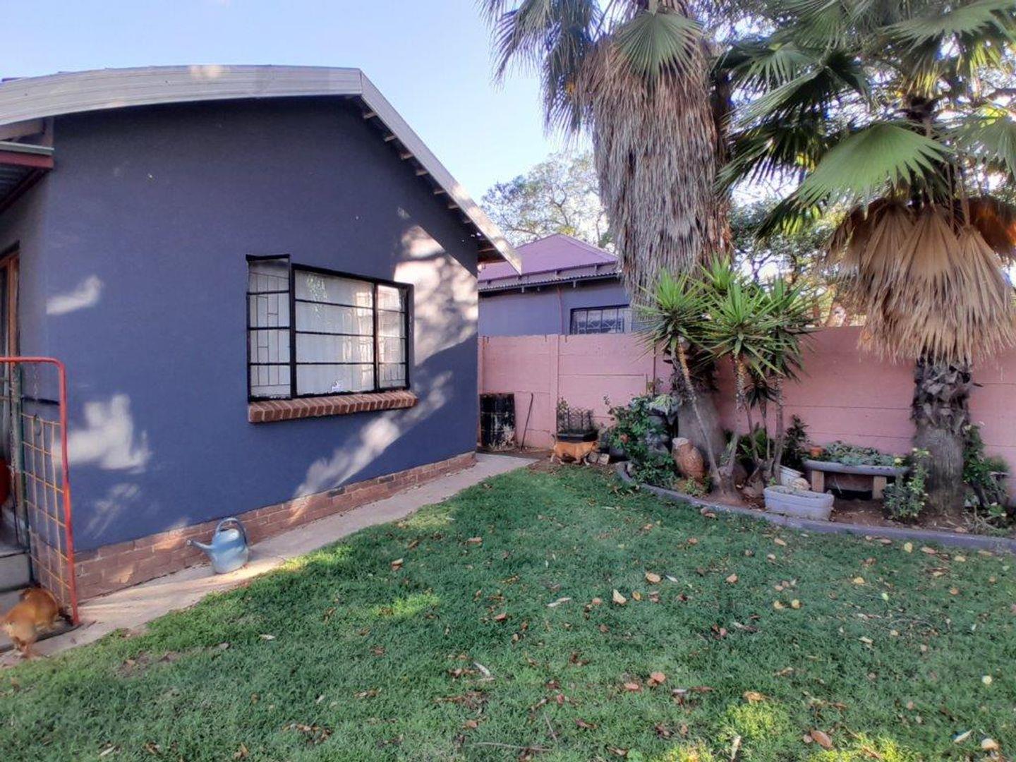 3 Bedroom House for sale in Bodorp P24113603924