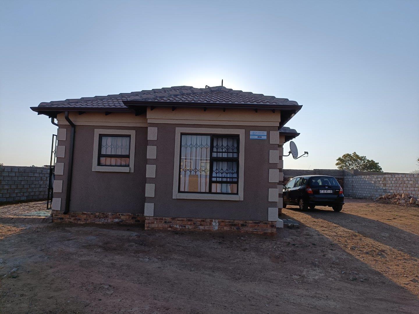 3 Bedroom House for sale in Azaadville Gardens P24113603936