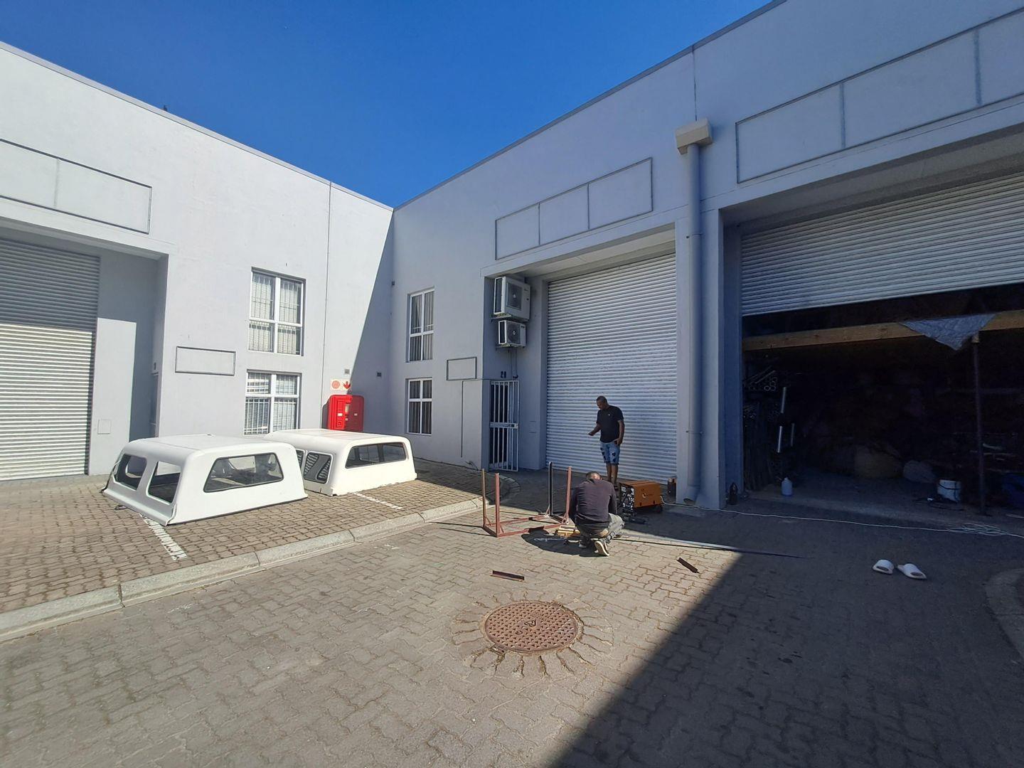 Parow Industrial Property Property and houses to rent in Parow