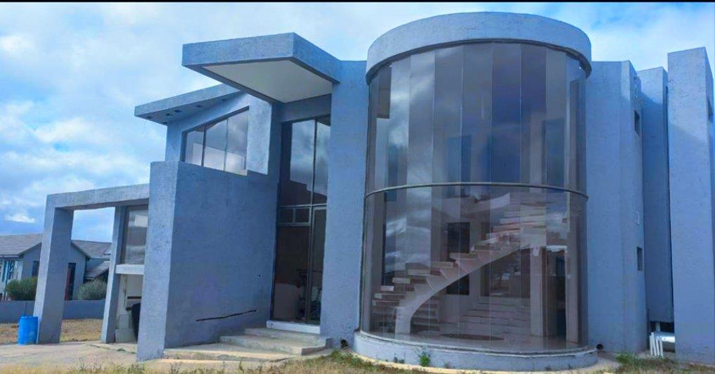 8 Bedroom House for sale in Thornhill P24113604874