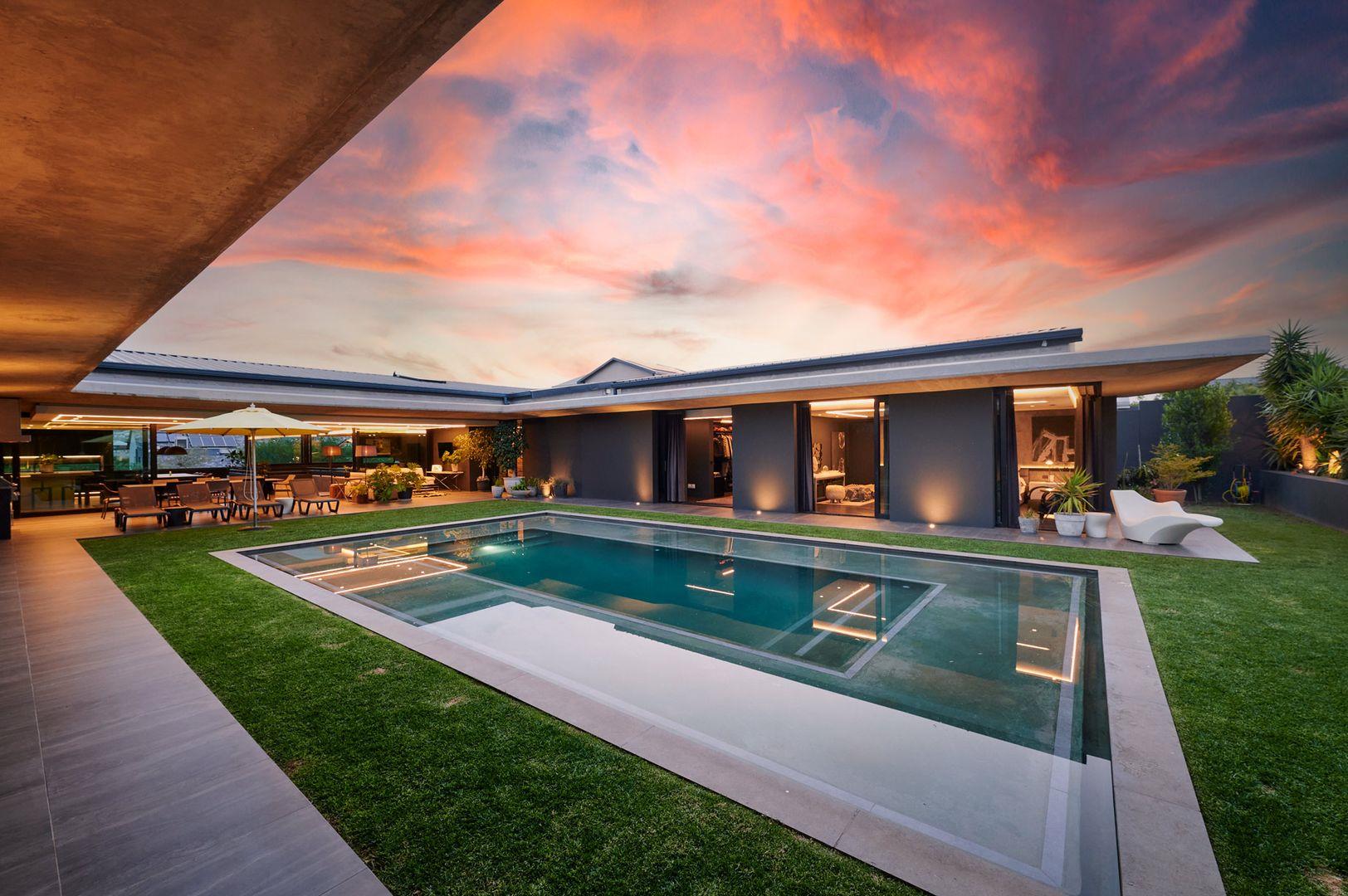 4 Bedroom House for sale in Waterfall Country Estate 3381 Waterfall