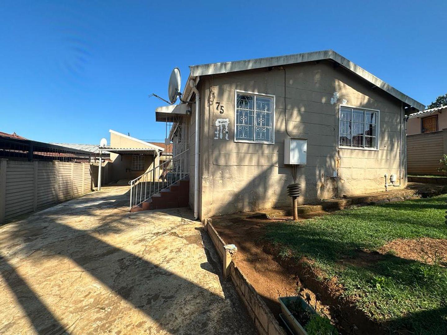 3 Bedroom House for sale in Northdale P24113605219