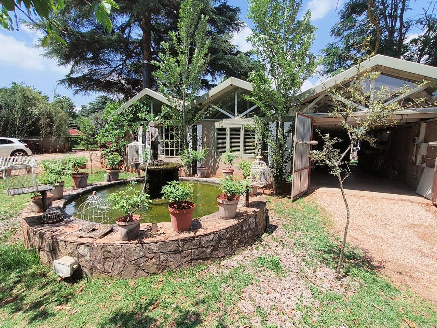 3 Bedroom Townhouse for sale in Henley On Klip P24113605374