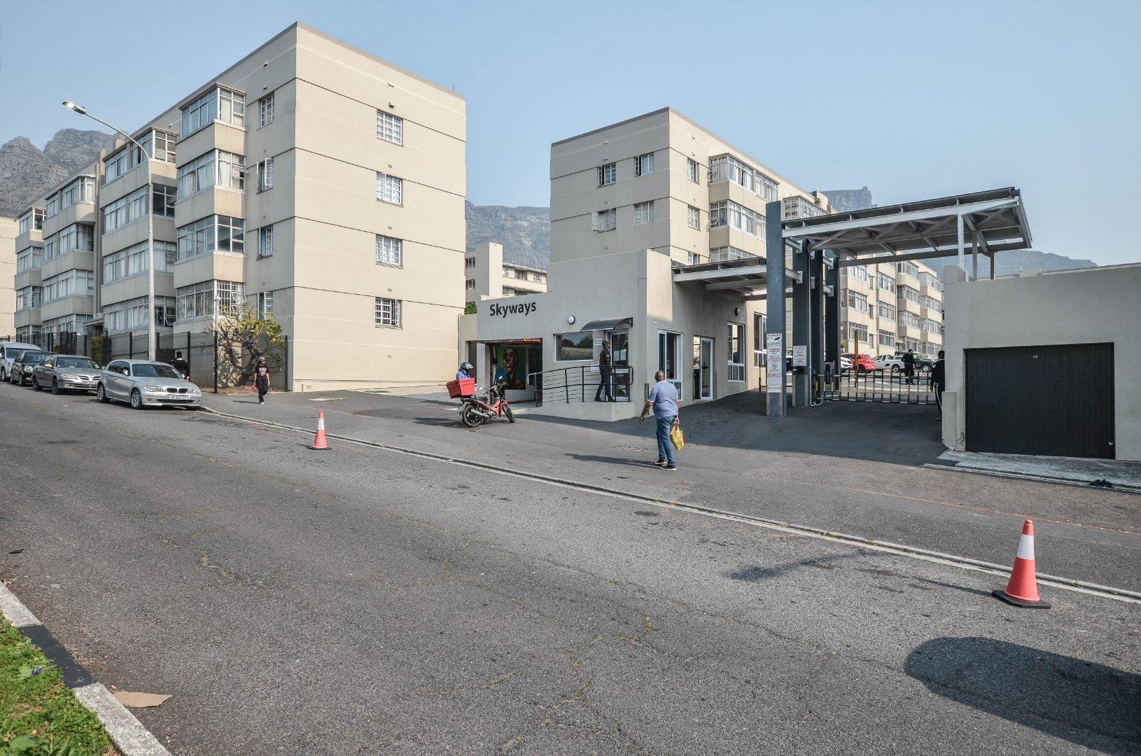 2 Bedroom Apartment / flat for sale in Zonnebloem Skyways