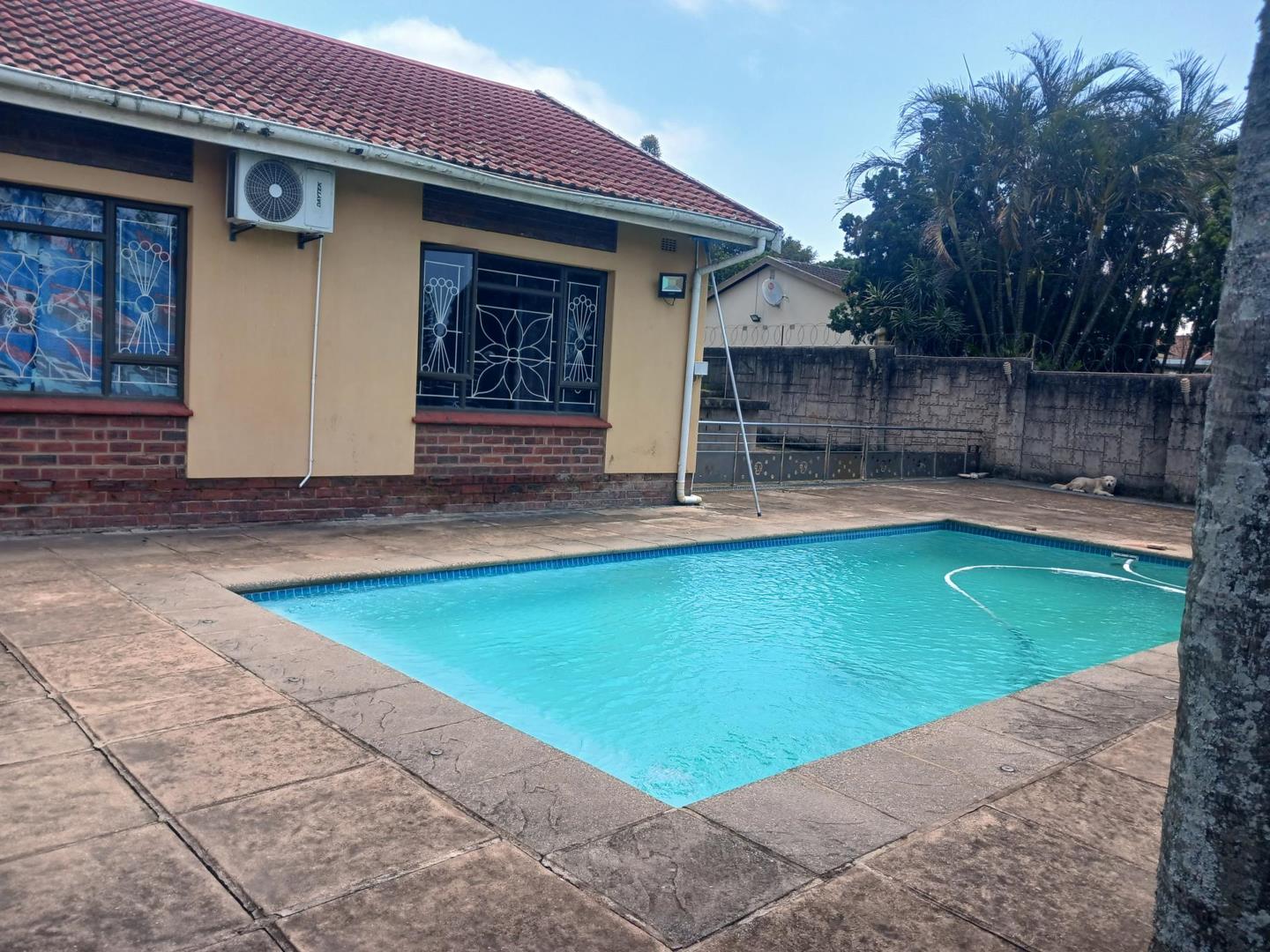 3 Bedroom House for sale in Stanger Manor P24113608707