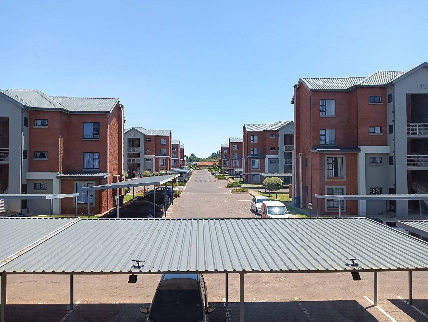 2 Bedroom Apartment / flat for sale in Irene P24113608925