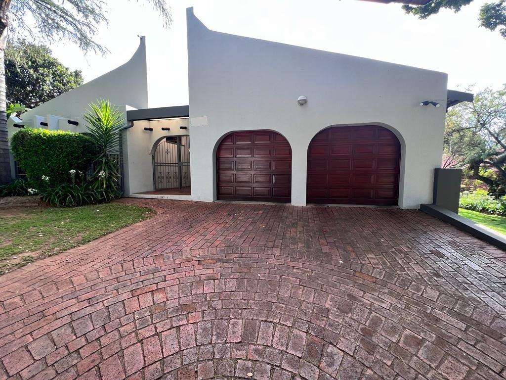 3 Bedroom House for sale in Monument Park P24113611338