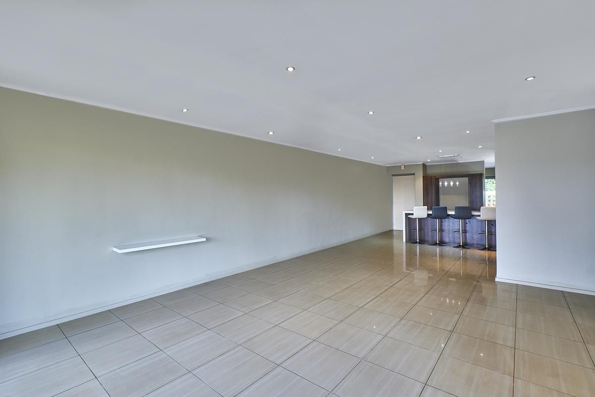 3 Bedroom Apartment / flat for sale in Houghton Estate P24113612566