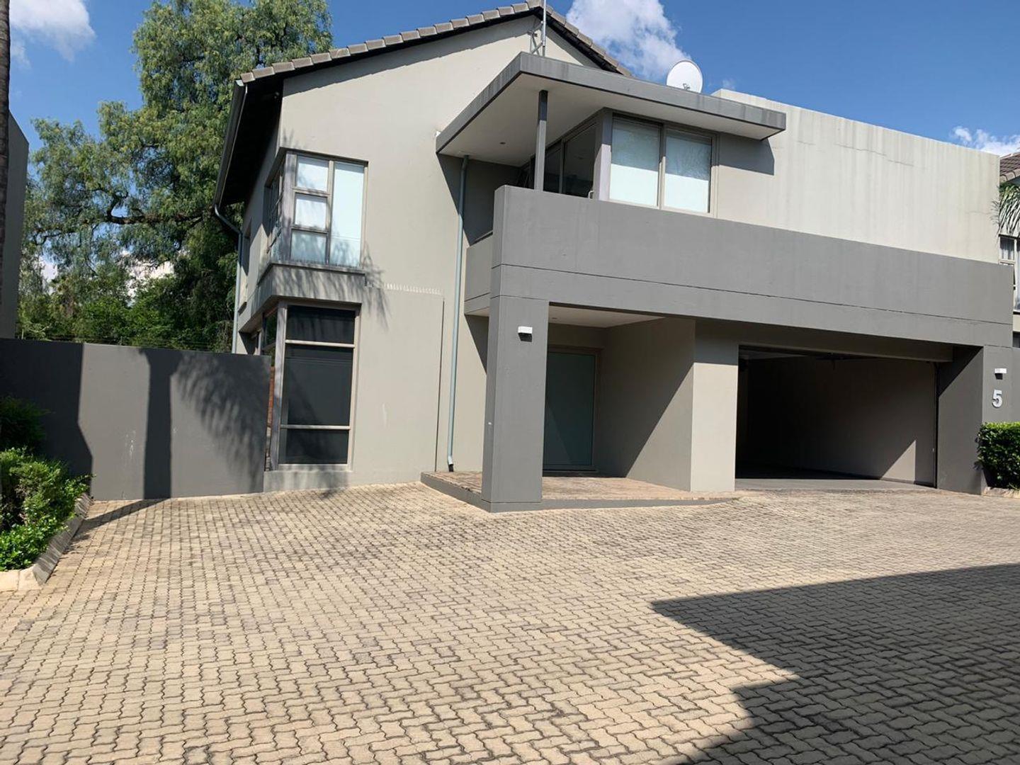 3 Bedroom House to rent in Menlo Park P24113612631