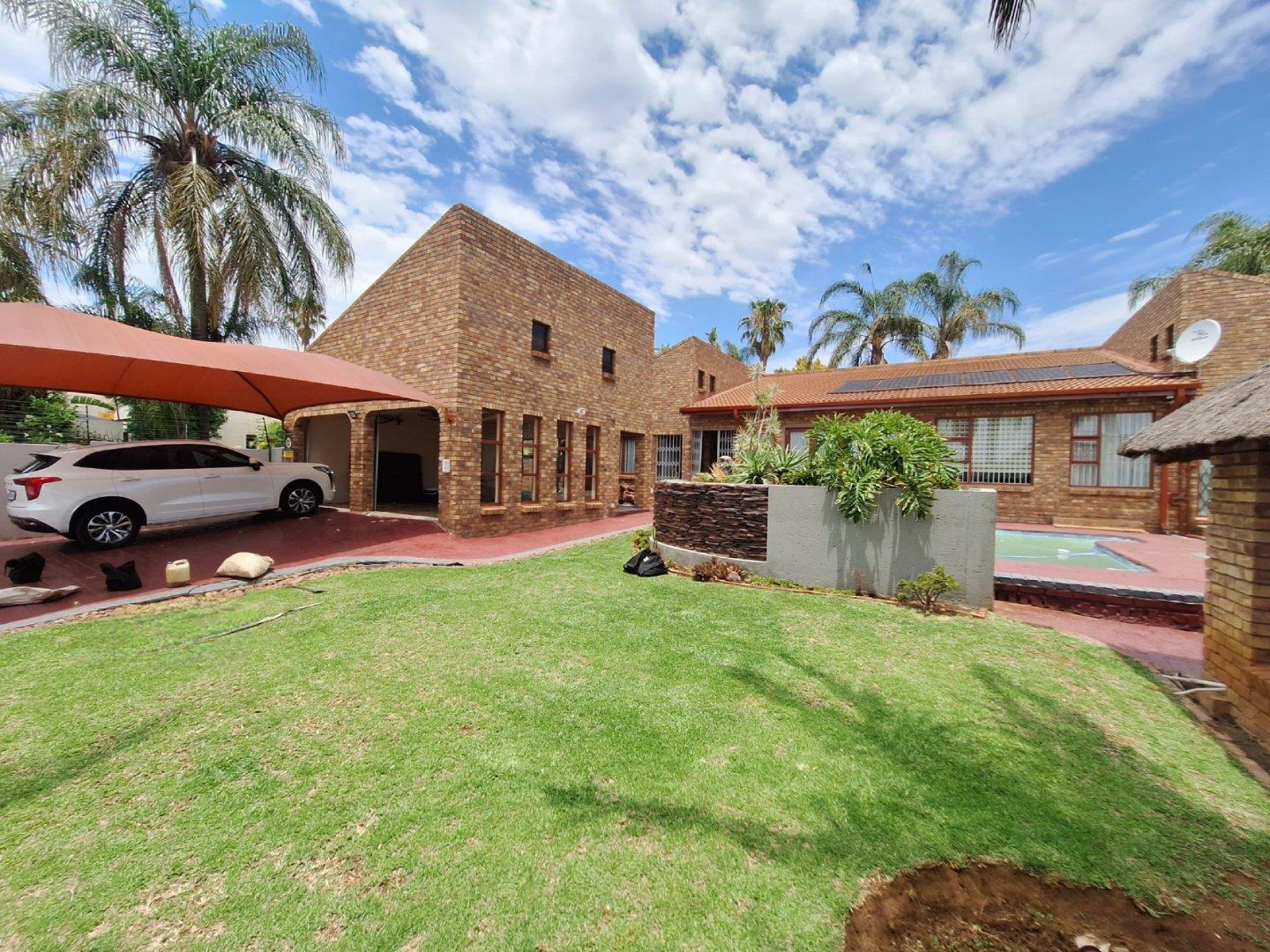 3 Bedroom House for sale in Montana Park P24113612689