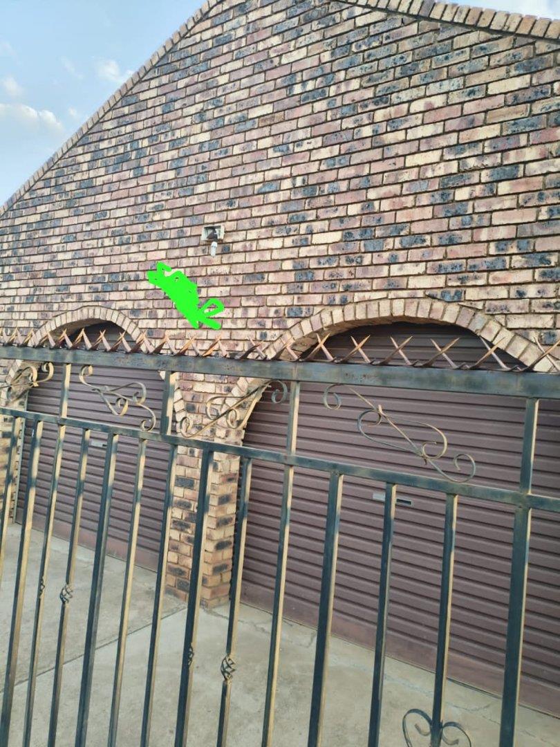 Beverley Hills, Evaton Property Property and houses for sale in