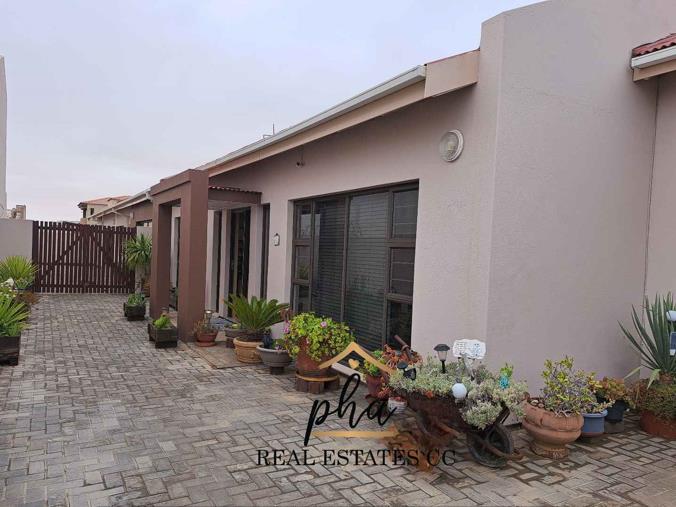 4 Bedroom House for Sale in Walvis Bay Central