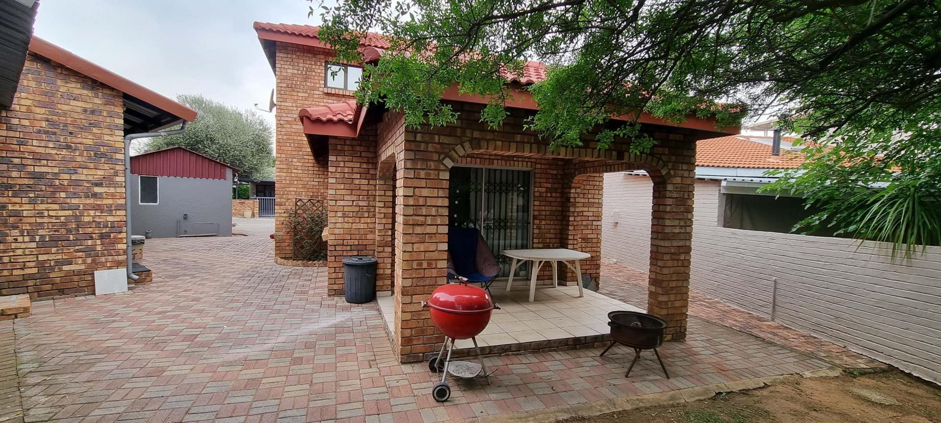 3 Bedroom House for sale in Misty Bay G32 55 Ring Road P24113613002