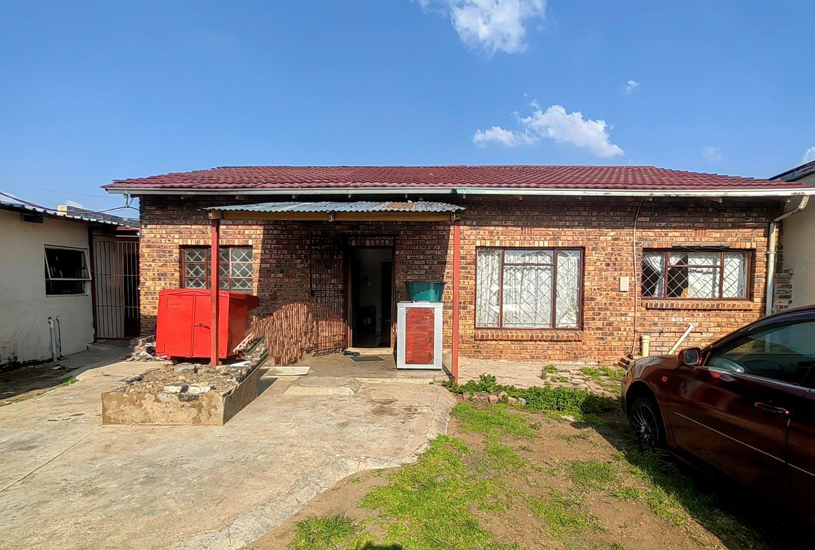 3 Bedroom House for sale in Springs Central P24113655375