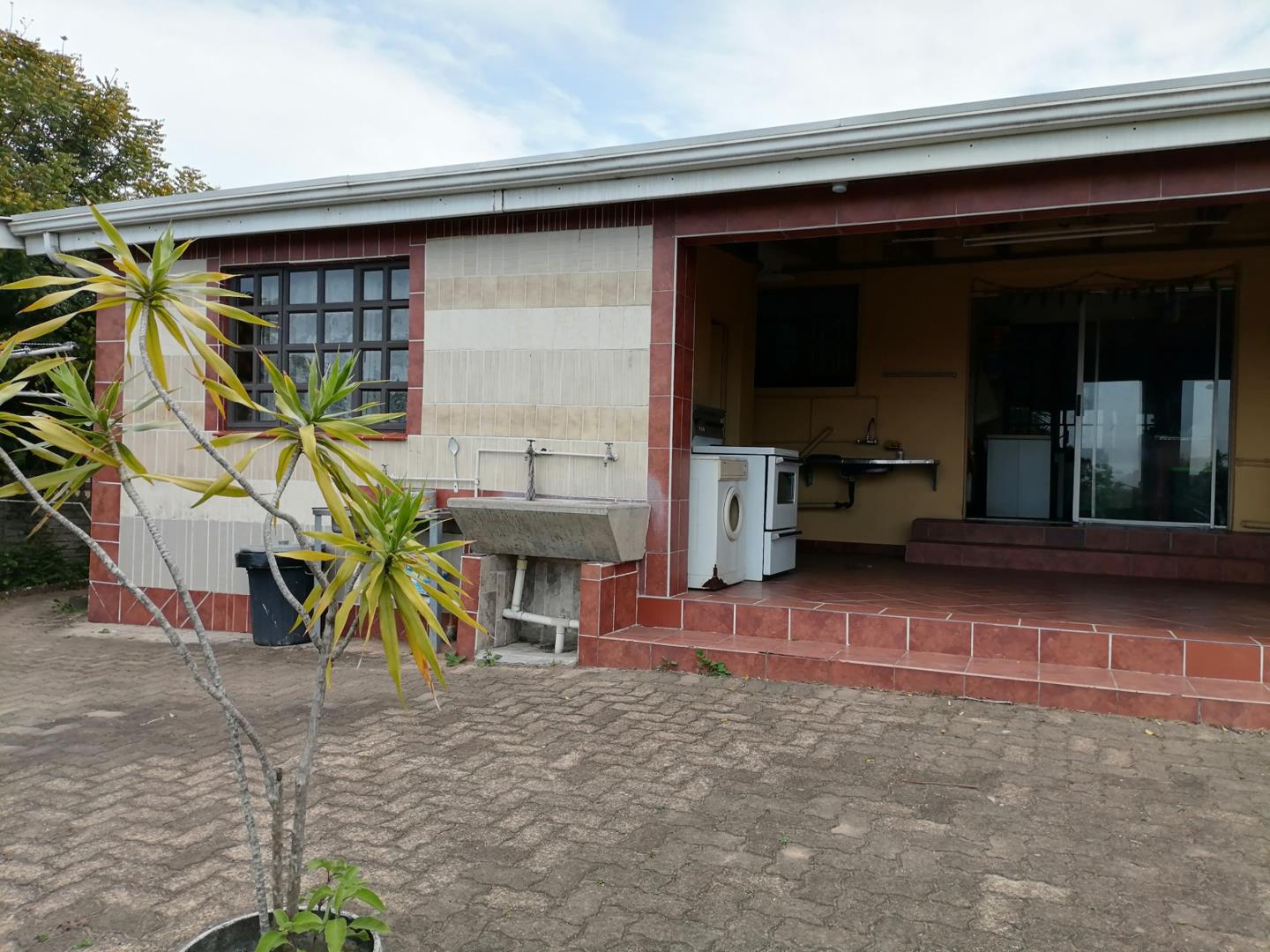 3 Bedroom House for sale in Mount Vernon P24113611915