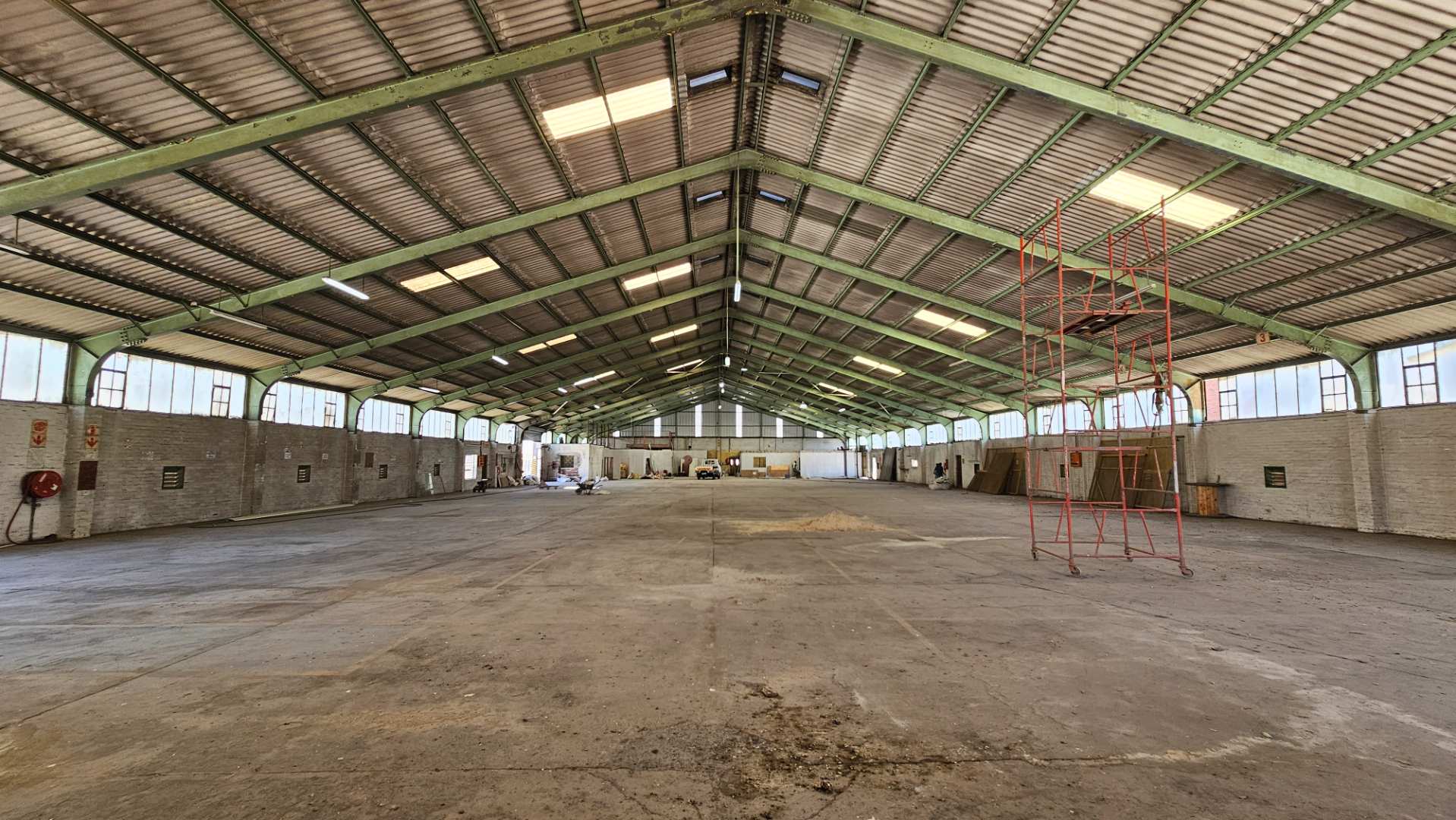 Industrial property to rent in Epping Industrial 1 Grenville Ave