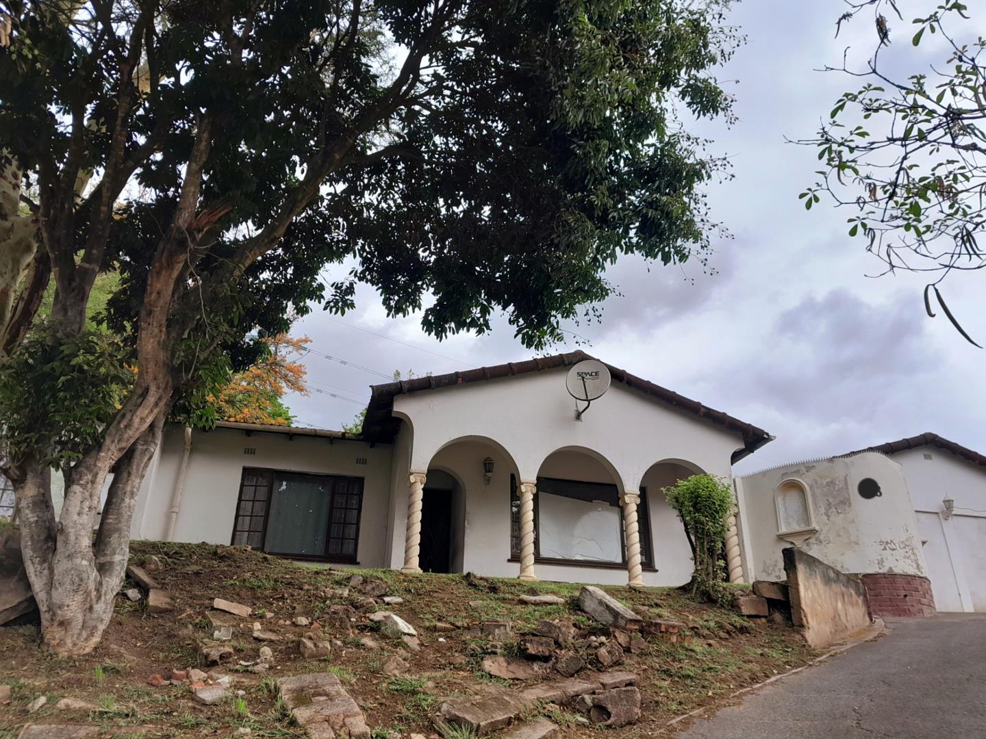 5 Bedroom House for sale in Mariannhill Park P24113617671