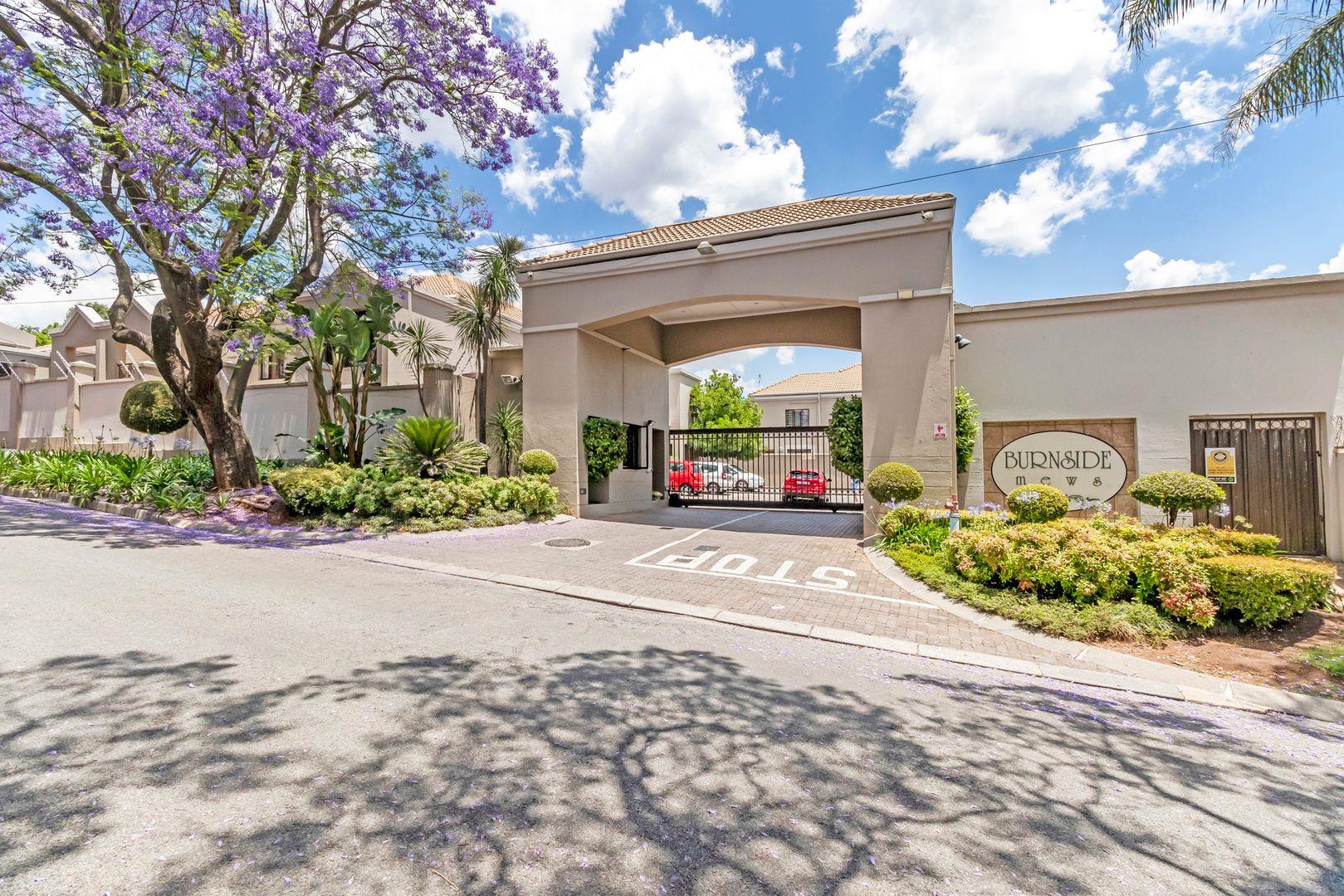 3 Bedroom Townhouse for sale in Waverley P24113617985