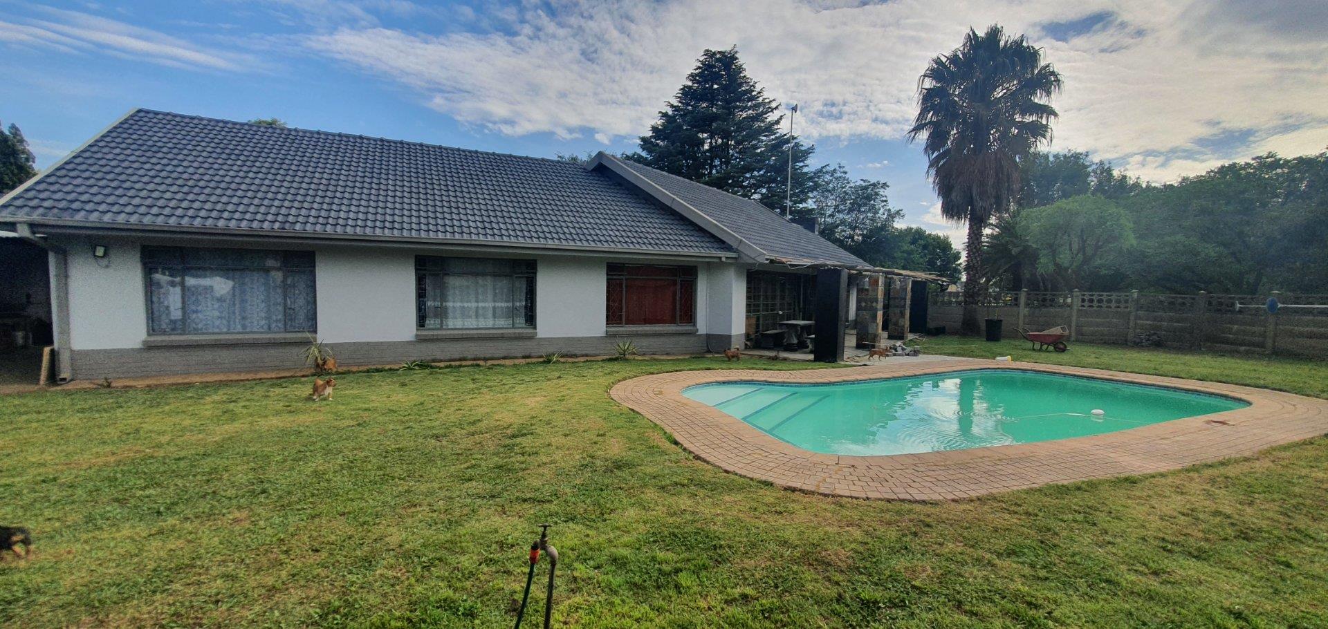 3 Bedroom House for sale in Three Rivers P24113620897